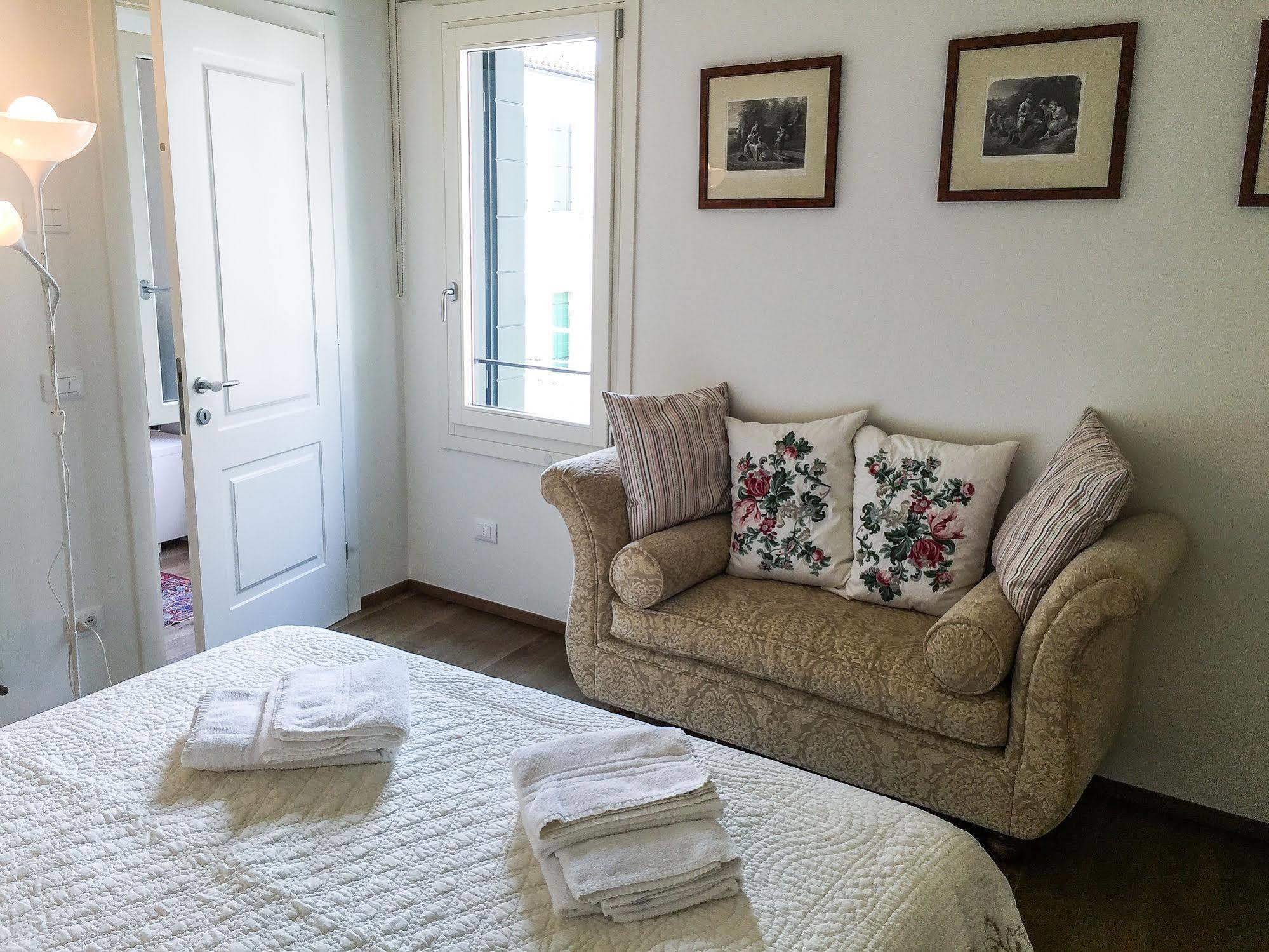Apartamento Ca Farnese Venecia Exterior foto